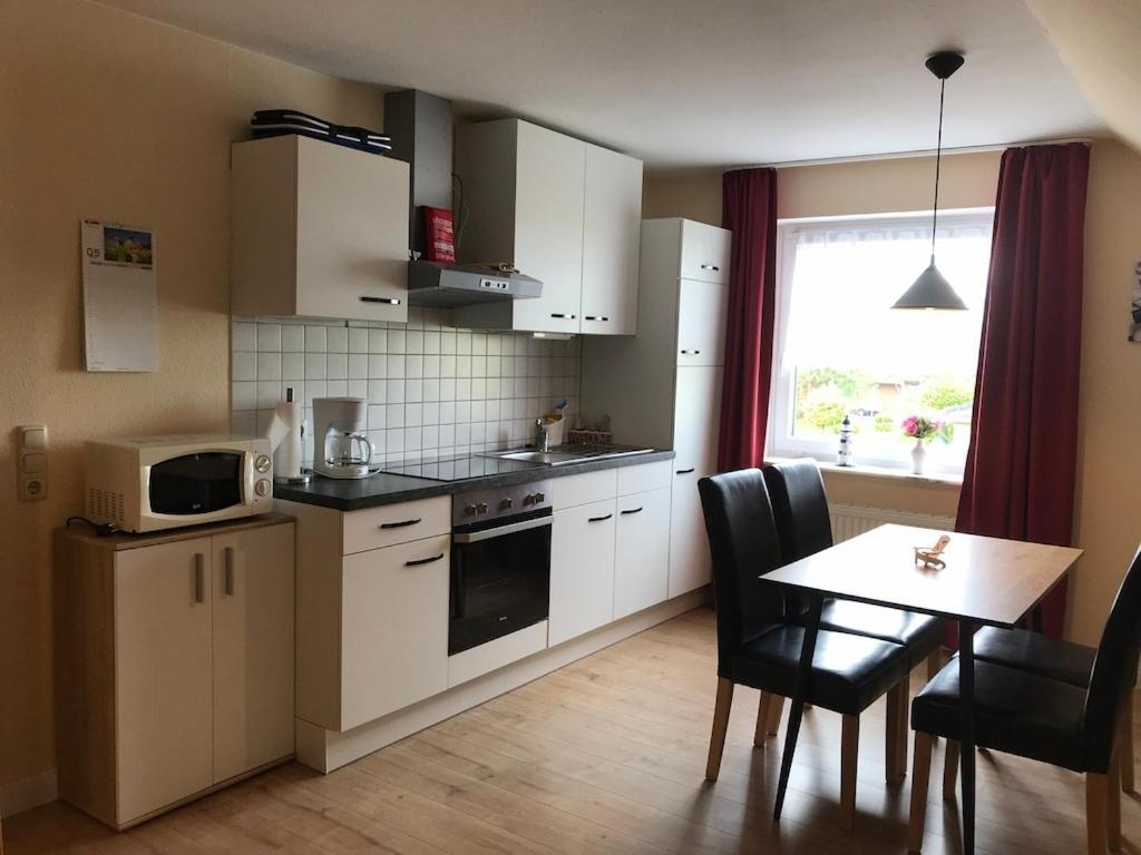 Ferienwohnungen Koch Og Adult Only Schillig Bagian luar foto